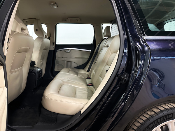 Volvo V70, 2011, 2.4 dīzelis, manuāla