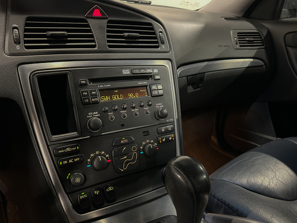 Volvo XC 70, 2005, 2.4 dīzelis, automāts