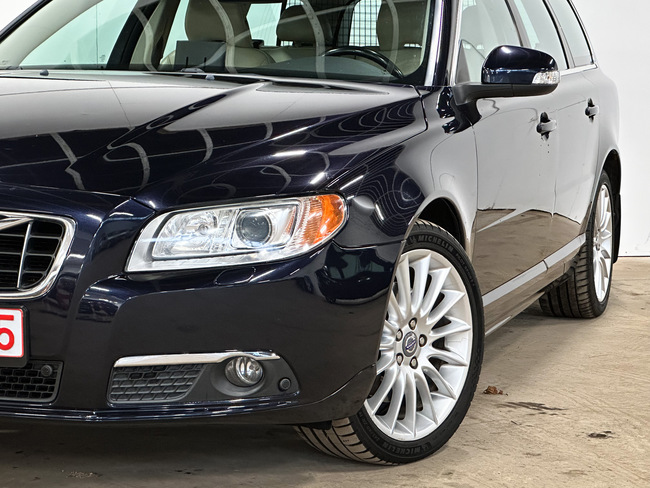 Volvo V70, 2011, 2.4 dīzelis, manuāla