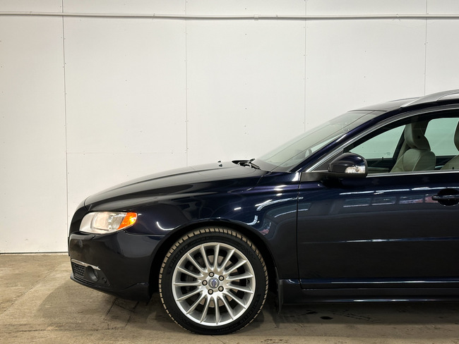 Volvo V70, 2011, 2.4 dīzelis, manuāla