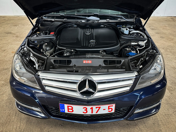 Mercedes C180, 2013, 2.2 dīzelis, manuāla