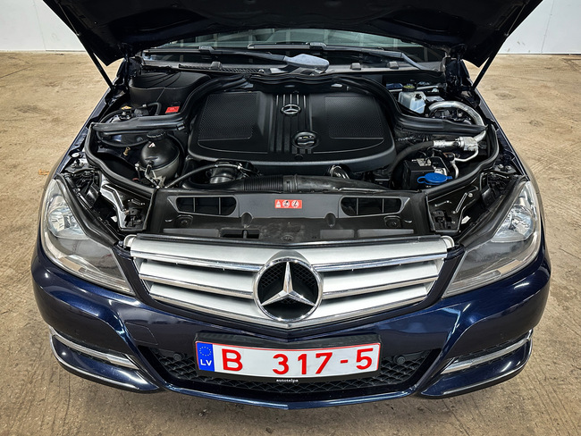 Mercedes C180, 2013, 2.2 dīzelis, manuāla