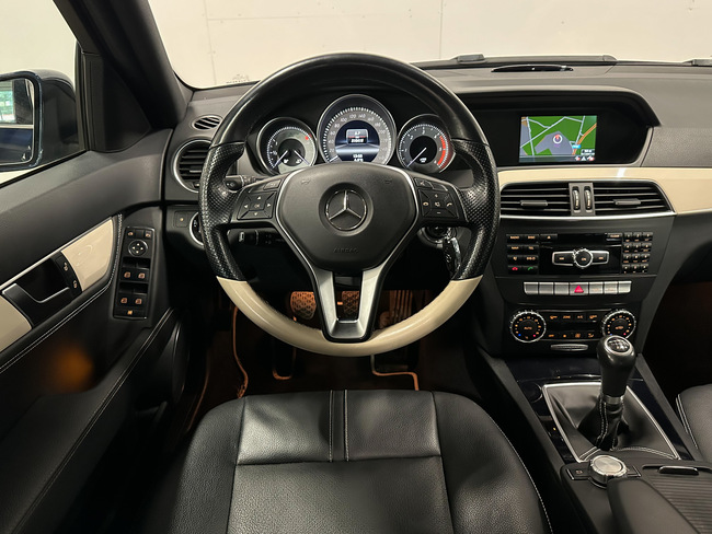 Mercedes C180, 2013, 2.2 dīzelis, manuāla