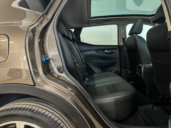 Nissan Qashqai, 2015, 1.5 dīzelis, manuāla