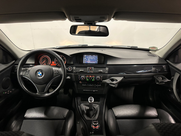 Bmw 320, 2010, 2.0 dīzelis, manuāla