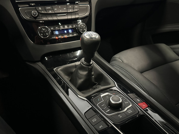 Peugeot 508, 2013, 1.6 benzīns, manuāla