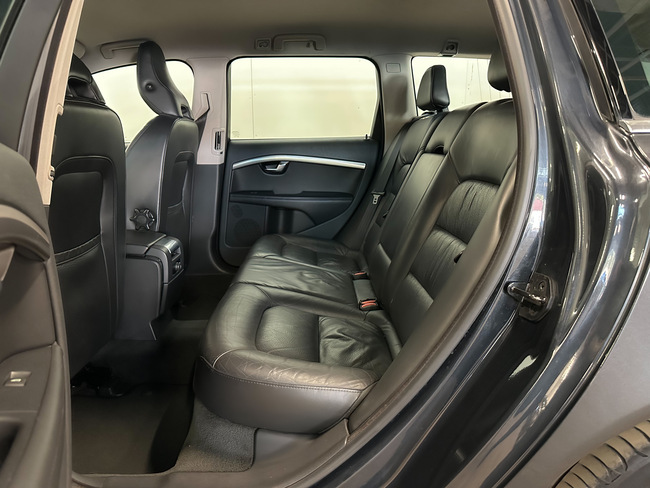 Volvo V70, 2012, 2.0 dīzelis, manuāla