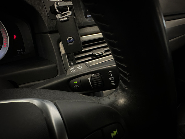 Volvo V70, 2012, 2.0 dīzelis, manuāla