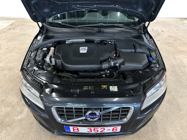 Volvo V70, 2012, 2.0 dīzelis, manuāla