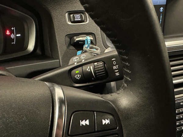 Volvo V60, 2013, 1.6 dīzelis, manuāla