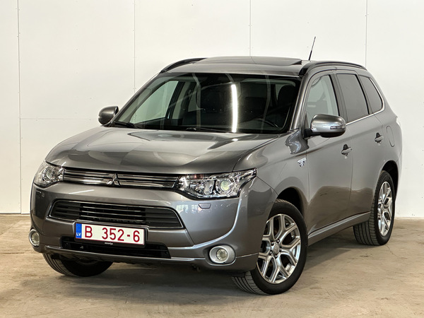 Mitsubishi Outlander, 2014, 2.0 hibrīds, automāts