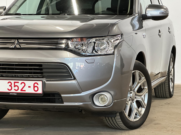 Mitsubishi Outlander, 2014, 2.0 hibrīds, automāts