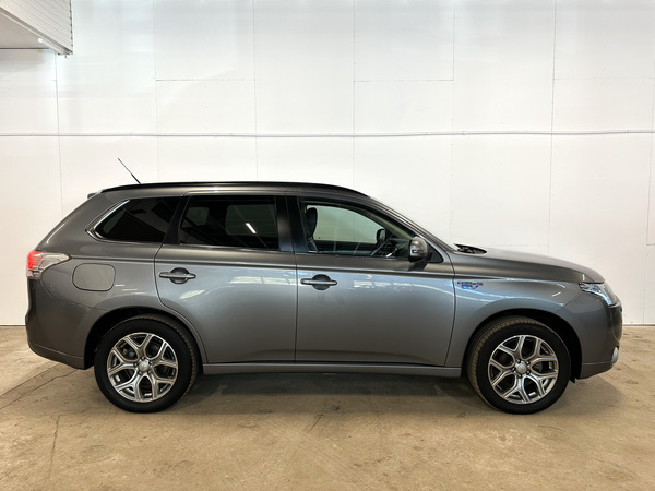 Mitsubishi Outlander, 2014, 2.0 hibrīds, automāts