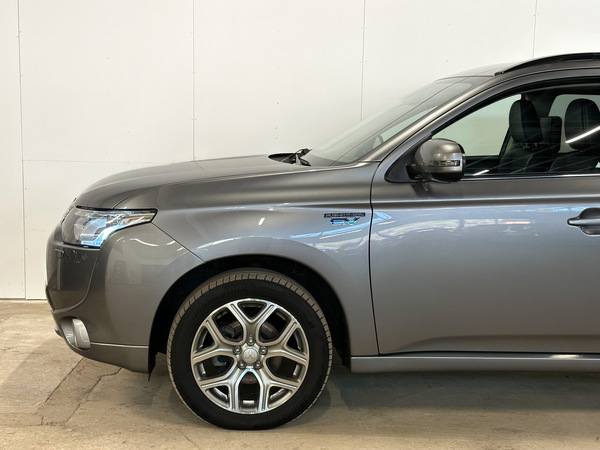 Mitsubishi Outlander, 2014, 2.0 hibrīds, automāts