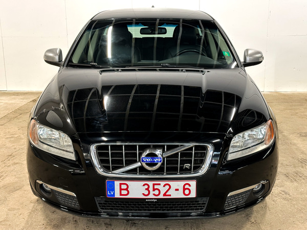 Volvo V70, 2010, 2.0 dīzelis, manuāla