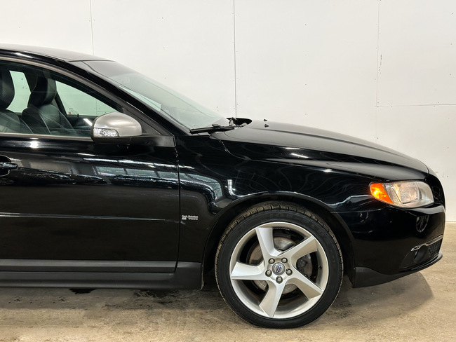 Volvo V70, 2010, 2.0 dīzelis, manuāla