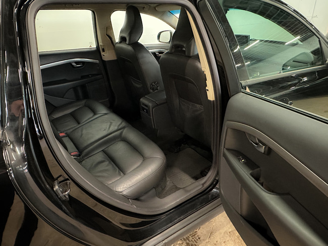 Volvo V70, 2010, 2.0 dīzelis, manuāla