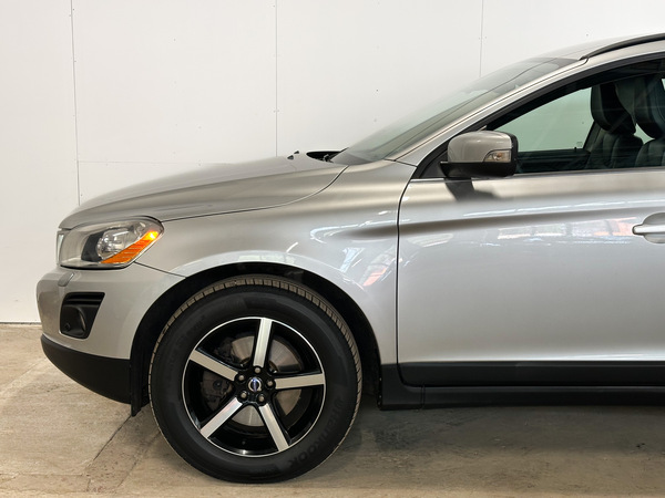 Volvo XC 60, 2009, 2.4 dīzelis, manuāla