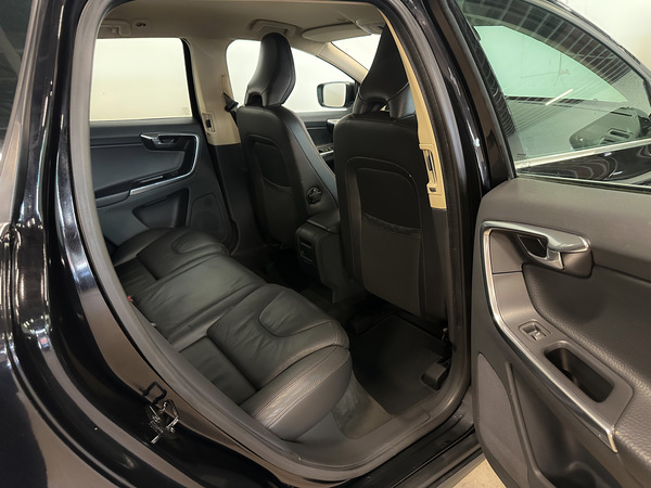 Volvo XC 60, 2013, 2.4 dīzelis, manuāla