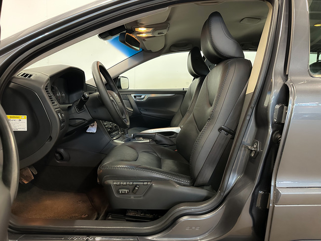 Volvo XC 70, 2004, 2.4 dīzelis, automāts