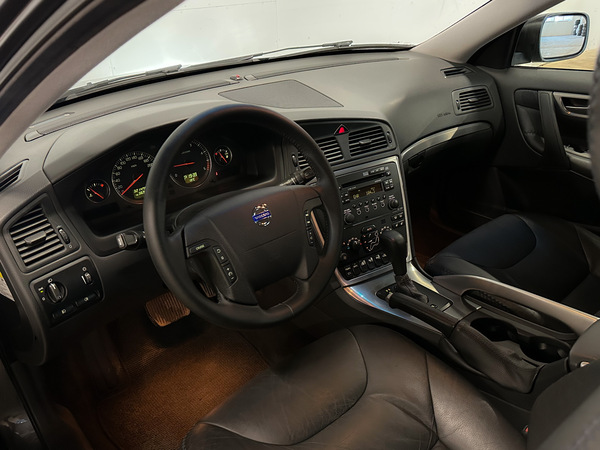 Volvo XC 70, 2004, 2.4 dīzelis, automāts