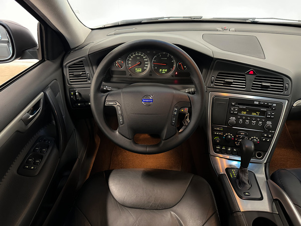 Volvo XC 70, 2004, 2.4 dīzelis, automāts