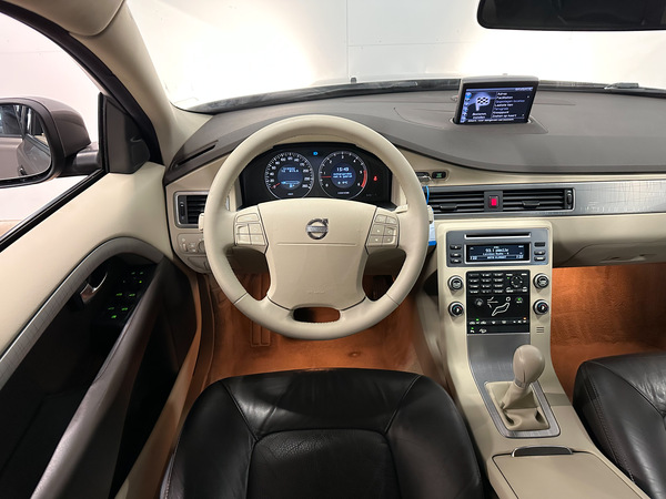 Volvo XC 70, 2008, 2.4 dīzelis, manuāla