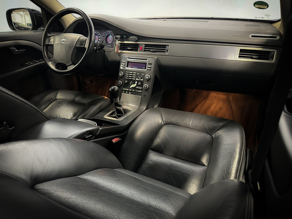 Volvo XC 70, 2008, 2.4 dīzelis, manuāla