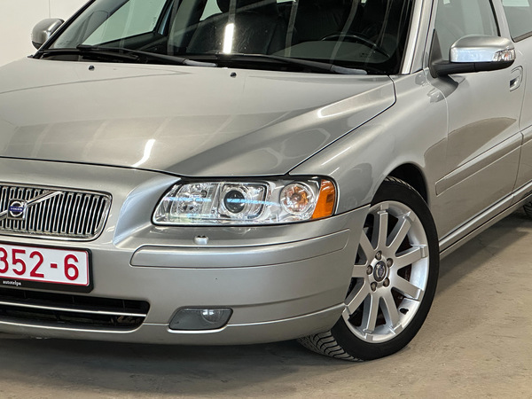 Volvo V70, 2007, 2.4 dīzelis, manuāla