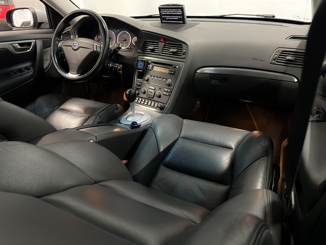 Volvo V70, 2007, 2.4 dīzelis, manuāla