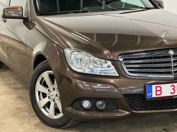 Mercedes C200, 2012, 2.1 dīzelis, manuāla