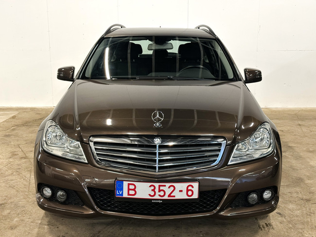 Mercedes C200, 2012, 2.1 dīzelis, manuāla