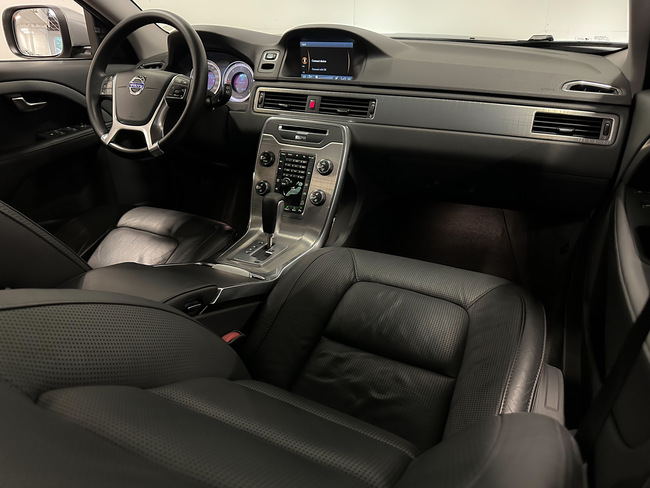 Volvo XC 70, 2011, 2.4 dīzelis, automāts