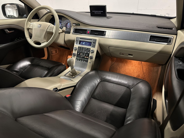 Volvo XC 70, 2007, 2.4 dīzelis, manuāla