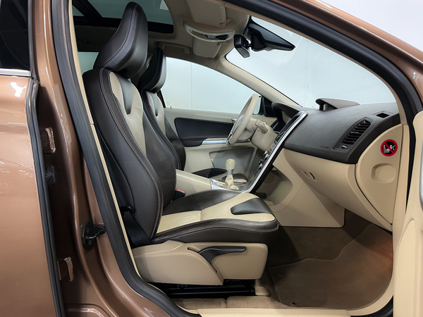 Volvo XC 60, 2010, 2.4 dīzelis, manuāla