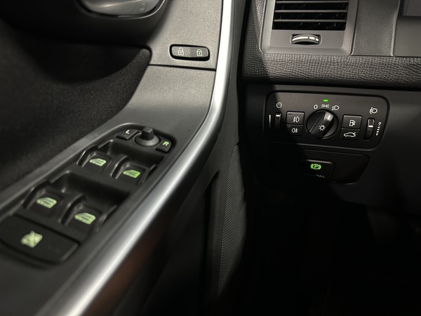 Volvo XC 60, 2009, 2.4 dīzelis, automāts