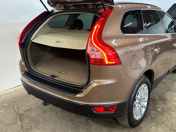 Volvo XC 60, 2010, 2.4 dīzelis, manuāla