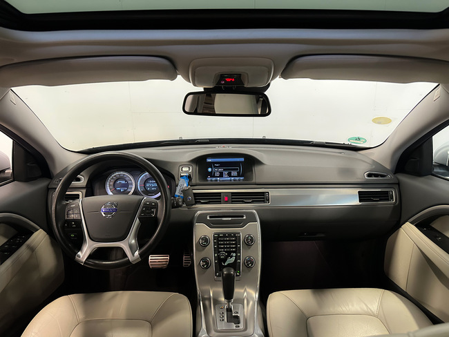 Volvo V70, 2012, 2.0 dīzelis, automāts