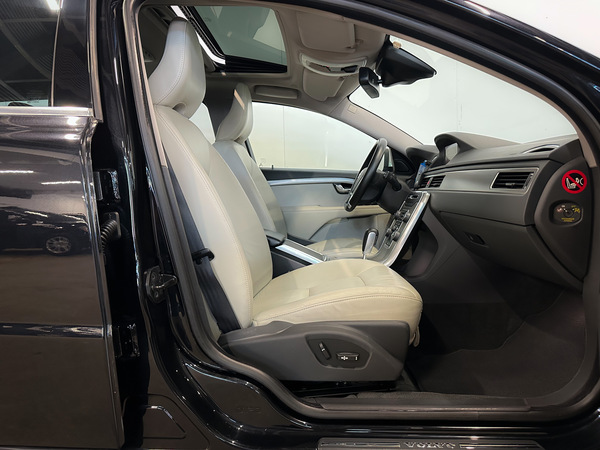 Volvo V70, 2012, 2.0 dīzelis, automāts