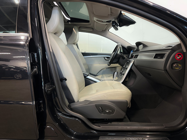 Volvo V70, 2012, 2.0 dīzelis, automāts