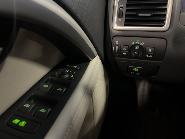 Volvo V70, 2012, 2.0 dīzelis, automāts