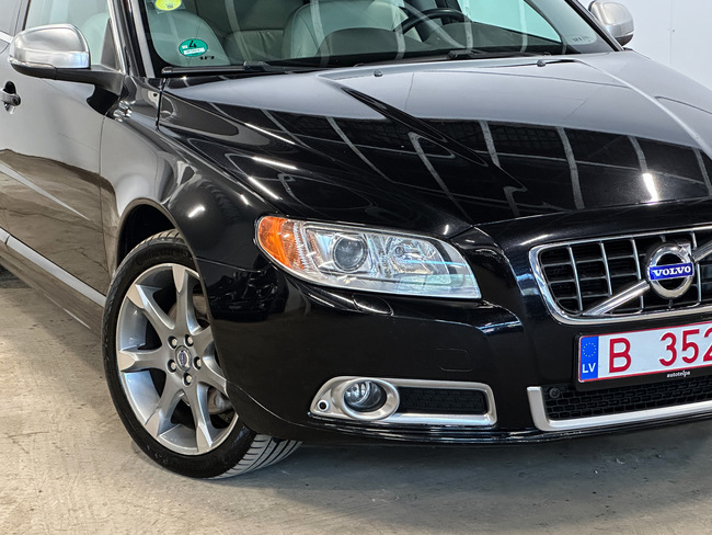 Volvo V70, 2012, 2.0 dīzelis, automāts