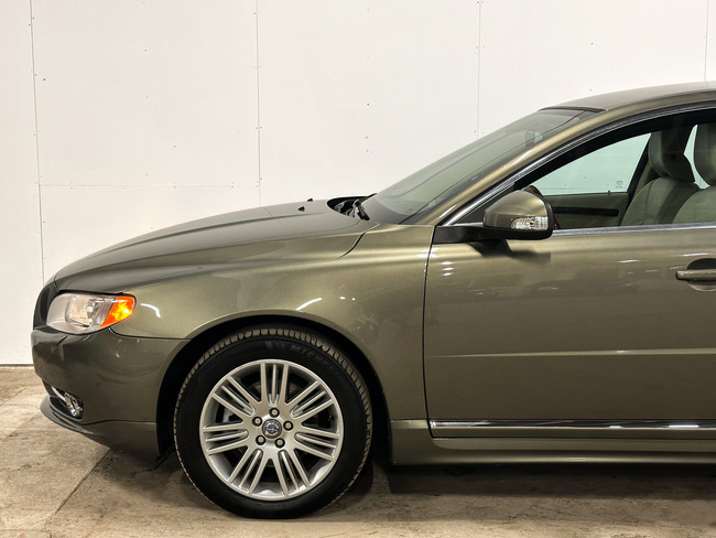 Volvo S80, 2010, 2.4 dīzelis, automāts