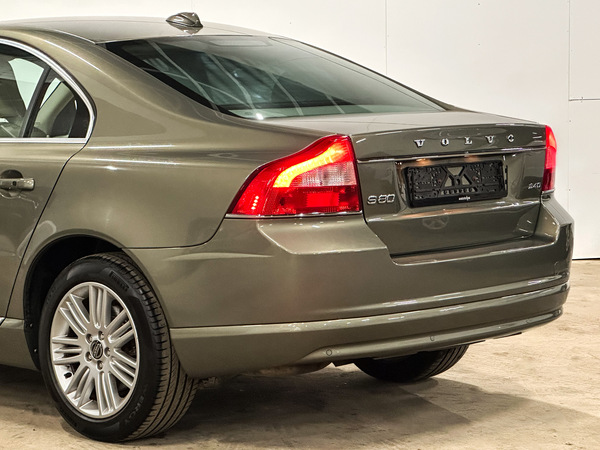 Volvo S80, 2010, 2.4 dīzelis, automāts