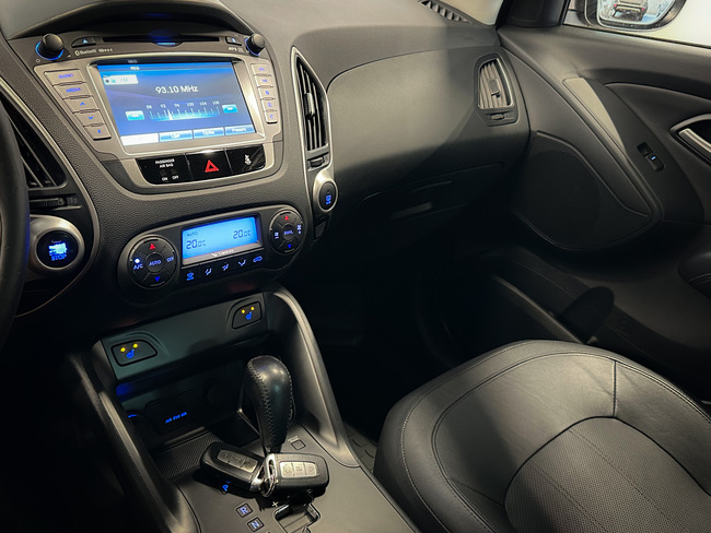 Hyundai ix35, 2012, 2.0 benzīns/gāze, automāts