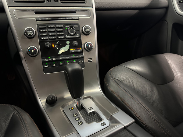 Volvo XC 60, 2008, 2.4 dīzelis, automāts