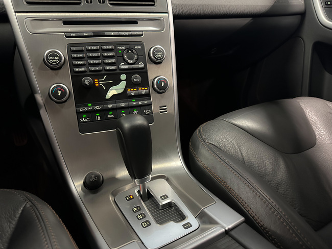 Volvo XC 60, 2008, 2.4 dīzelis, automāts