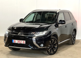 Mitsubishi Outlander, 2015, 2.0 hibrīds, automāts