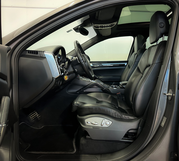 Porsche Cayenne, 2011, 3.0 dīzelis, automāts