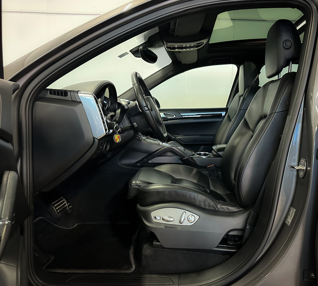 Porsche Cayenne, 2011, 3.0 dīzelis, automāts